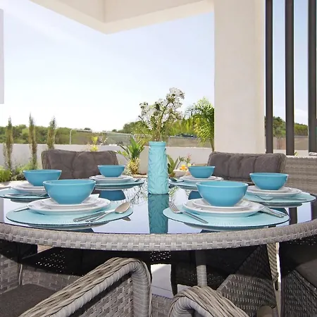 Amelia * Παραλίμνι