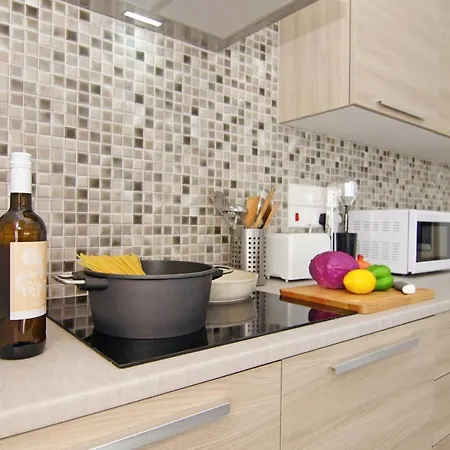 Amelia * Παραλίμνι